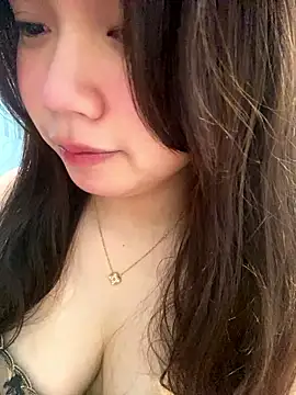 Hotellinh12 online show from 01-13-26, 05:57