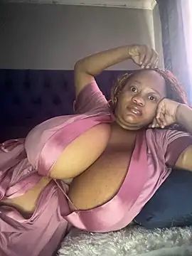 Snapshot of Chubbykarisma27 chatting on 03-14-26, 05:02 Chubbykarisma27 online show from 03-14-26, 05:02