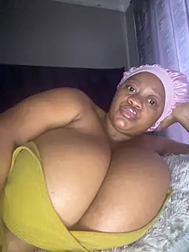 Snapshot of Chubbykarisma27 chatting on 03-15-26, 06:30 Chubbykarisma27 online show from 03-15-26, 06:30