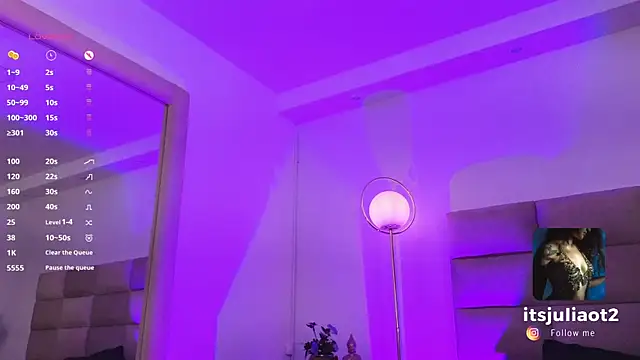 mssjulia online show from 01-18-25, 12:24