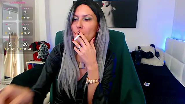 EvelynQueenn online show from 12-14-24, 06:56