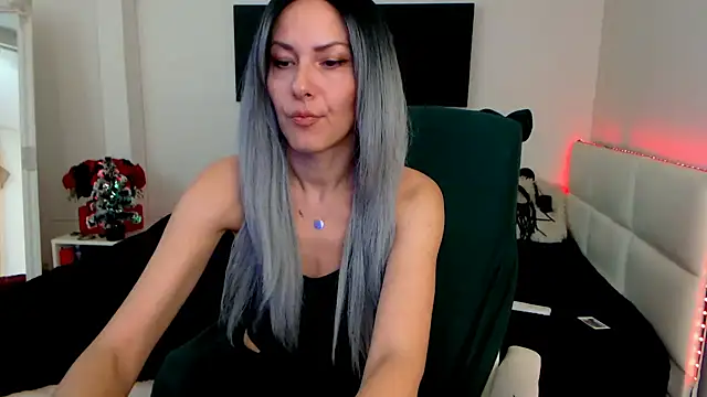 EvelynQueenn online show from 12-22-24, 05:56