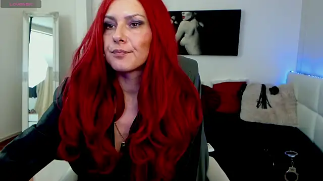 EvelynQueenn online show from 01-13-25, 09:08