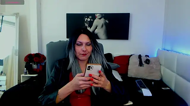 EvelynQueenn online show from 01-20-25, 12:39