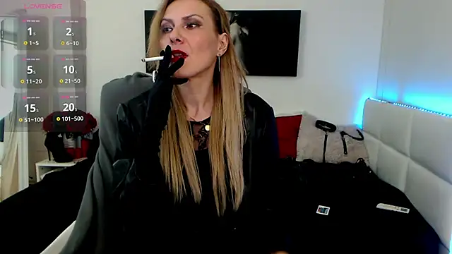 EvelynQueenn online show from 01-29-25, 05:51