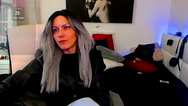 EvelynQueenn online show from 01-31-25, 05:51