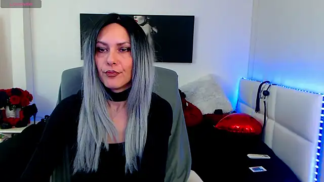 EvelynQueenn online show from 02-28-25, 06:32