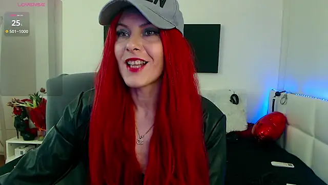 EvelynQueenn online show from 03-14-25, 04:10