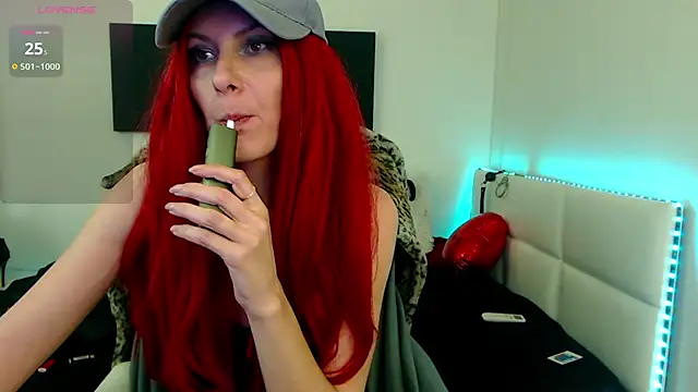 EvelynQueenn online show from 03-14-25, 08:21