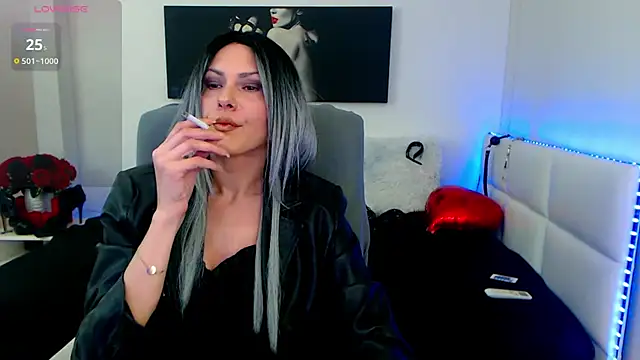 EvelynQueenn online show from 03-18-25, 05:31