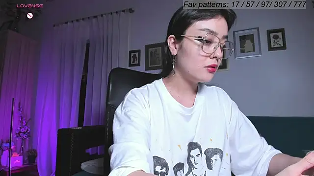 Conlosmichis online show from 03-15-25, 01:52