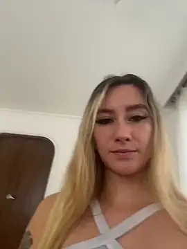 MaryDeniro online show from 02-15-26, 04:36