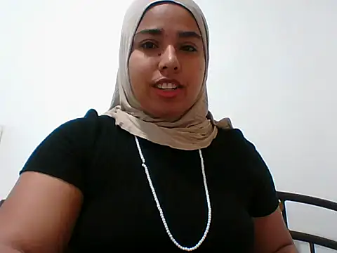 Snapshot of hurrem_had chatting on 11-02-25, 12:29 hurrem had online show from 11-02-25, 12:29