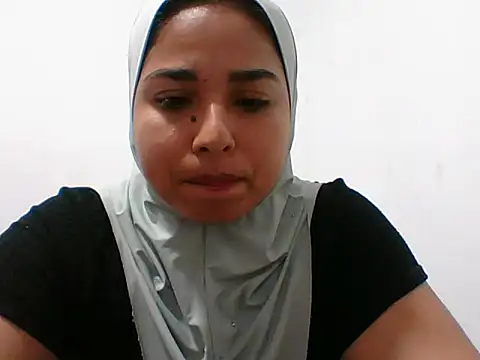 hurrem had online show from 05-06-26, 02:33