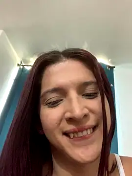 Snapshot of Danna-Wright chatting on 10-29-25, 04:31 Danna-Wright online show from 10-29-25, 04:31