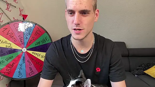 Cookieboy88 online show from 10-16-25, 03:24