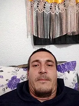 Snapshot of mayk18cm chatting on 10-19-25, 12:22 mayk18cm online show from 10-19-25, 12:22