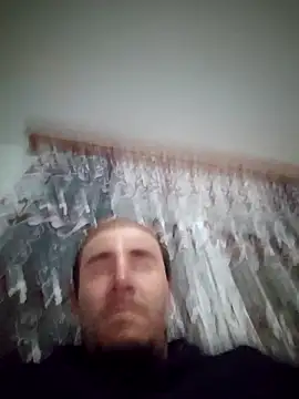 Snapshot of mayk18cm chatting on 11-06-25, 05:47 mayk18cm online show from 11-06-25, 05:47