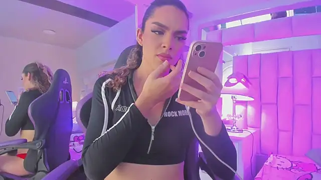 mariiahneedles online show from 05-03-26, 10:16