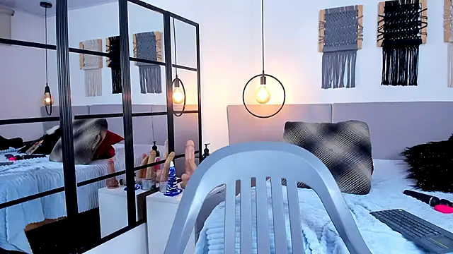 Sweet camille online show from 11-14-25, 04:00