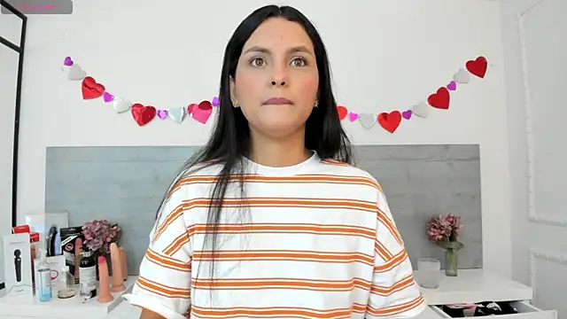 DulceColeman online show from 02-22-25, 03:23