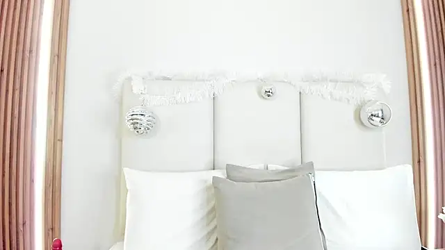 DulceColeman online show from 12-19-25, 11:23