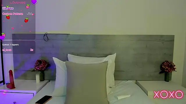 Snapshot of DulceColeman chatting on 05-11-26, 11:27 DulceColeman online show from 05-11-26, 11:27