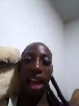 Snapshot of spicycouplex chatting on 10-31-25, 04:13 spicycouplex online show from 10-31-25, 04:13