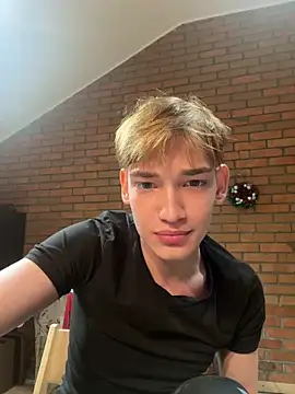 Nick Win online show from 12-18-24, 01:45