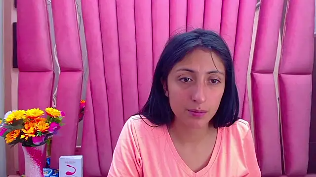 Snapshot of Cameron_cutte chatting on 12-28-24, 02:54 Cameron cutte online show from 12-28-24, 02:54