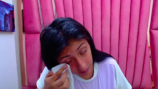 Snapshot of Cameron_cutte chatting on 01-11-25, 02:52 Cameron cutte online show from 01-11-25, 02:52