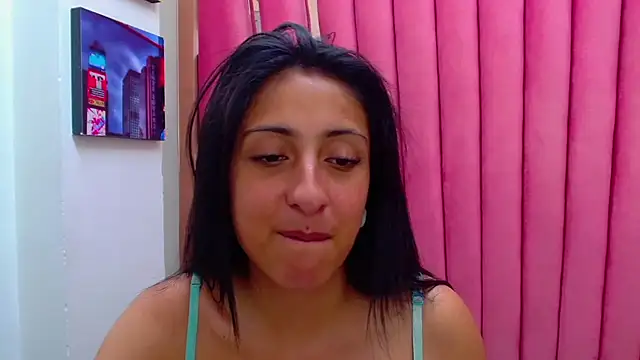 Snapshot of Cameron_cutte chatting on 01-20-25, 06:53 Cameron cutte online show from 01-20-25, 06:53