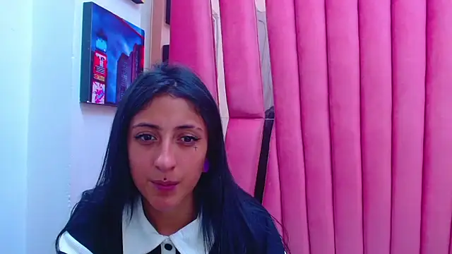 Snapshot of Cameron_cutte chatting on 02-08-25, 09:24 Cameron cutte online show from 02-08-25, 09:24