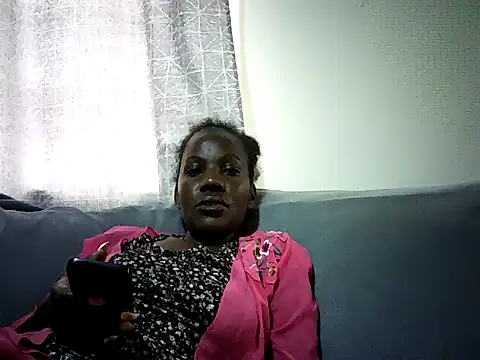 Snapshot of Pierra77 chatting on 07-20-26, 10:18 Pierra77 online show from 07-20-26, 10:18