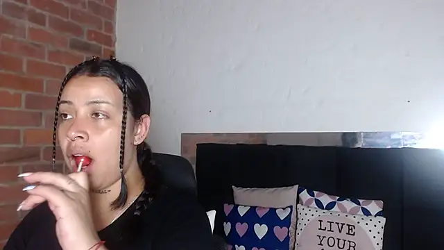 Snapshot of salome__hills1 chatting on 03-28-26, 08:41 salome hills1 online show from 03-28-26, 08:41