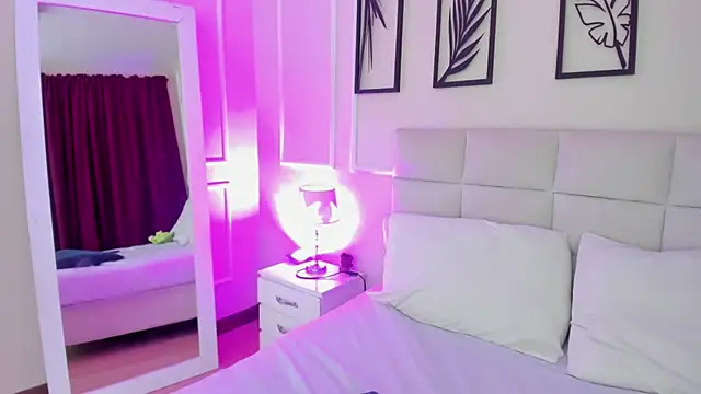 Snapshot of Alisa__walker chatting on 02-03-25, 07:10 Alisa walker online show from 02-03-25, 07:10