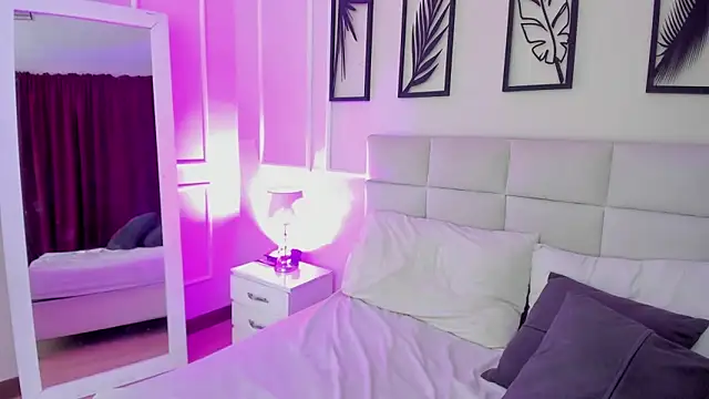 Snapshot of Alisa__walker chatting on 03-04-25, 08:49 Alisa walker online show from 03-04-25, 08:49