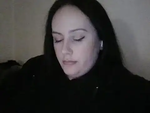 CurvyQueen2023 online show from 02-02-25, 08:30