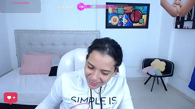 Chiqui milk  online show from 12-29-24, 02:10