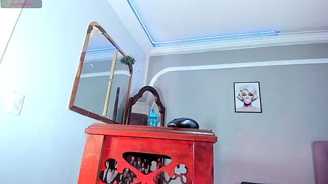 Snapshot of Jimena_Grey chatting on 10-23-25, 01:49 Jimena Grey online show from 10-23-25, 01:49