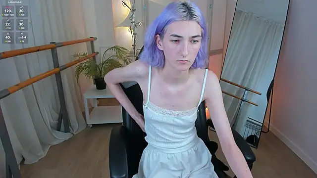 Mia Cheers online show from 09-12-25, 06:08