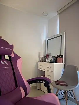 Hips hannah online show from 11-14-25, 08:51