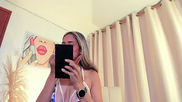 SkiinnyAna online show from 02-25-26, 07:34