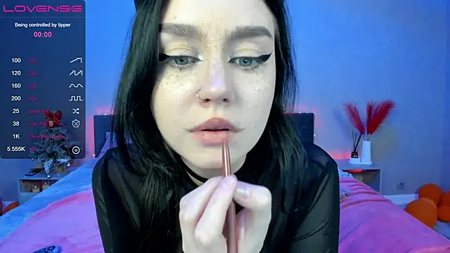 SophiaRyder online show from 12-21-24, 09:15