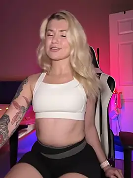 Snapshot of Anour_amour chatting on 01-17-25, 01:57 Anour amour online show from 01-17-25, 01:57