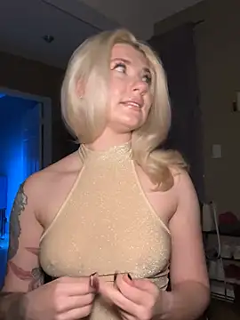 Snapshot of Anour_amour chatting on 02-18-25, 03:10 Anour amour online show from 02-18-25, 03:10