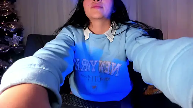 Snapshot of miel_gomez chatting on 12-14-24, 07:40 miel gomez online show from 12-14-24, 07:40