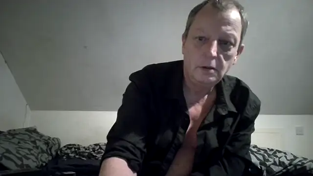 Snapshot of chubbybear2cum chatting on 05-15-26, 12:50 chubbybear2cum online show from 05-15-26, 12:50