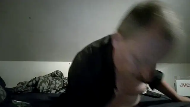 Snapshot of chubbybear2cum chatting on 06-03-26, 01:19 chubbybear2cum online show from 06-03-26, 01:19
