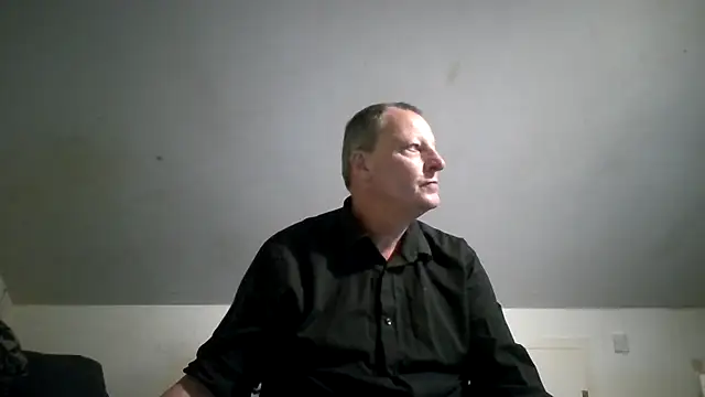 Snapshot of chubbybear2cum chatting on 06-10-26, 02:45 chubbybear2cum online show from 06-10-26, 02:45